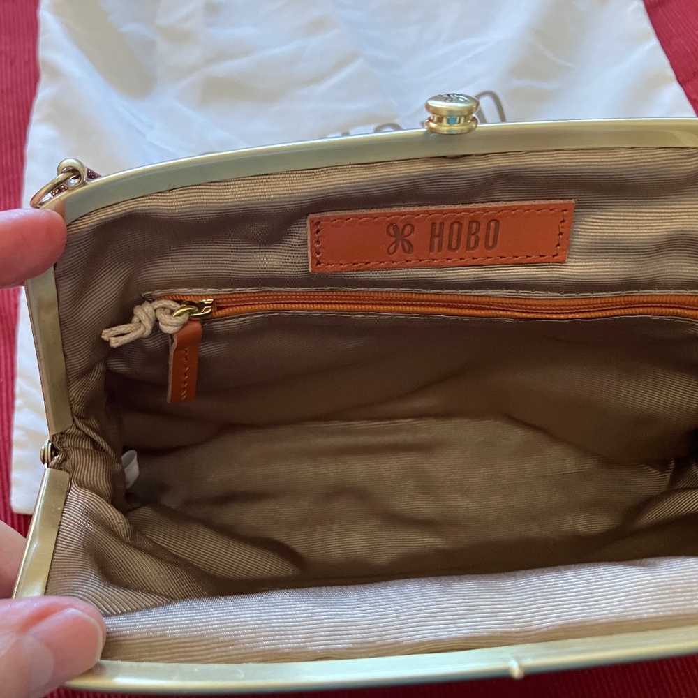 Hobo Lana crossbody bag - Picture 5 of 11